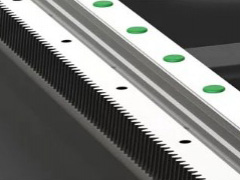 Máy cắt laser fiber có bàn cấp phôi tự động