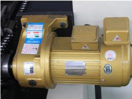 Máy cắt laser fiber có bàn cấp phôi tự động