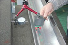 Máy cắt laser fiber loại bàn đơn