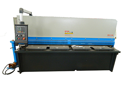 Máy cắt tôn thủy lực