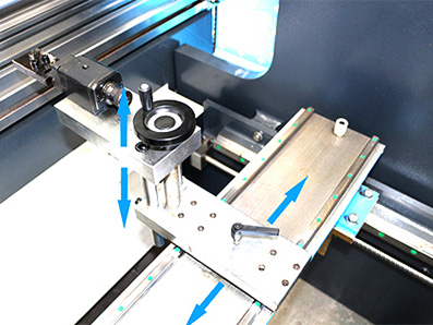 Máy chấn servo điện-thủy lực CNC kết hợp bộ điều khiển DELEM DA66T