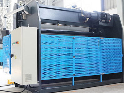 Máy chấn thủy lực kết hợp bộ điều khiển E200P