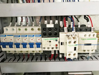 Máy chấn thủy lực kết hợp bộ điều khiển E21