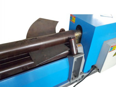 Máy lốc tôn thủy lực 3 trục