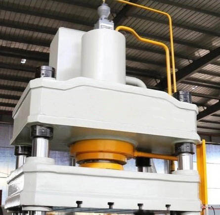 Máy ép thủy lực 4 trụ Y32